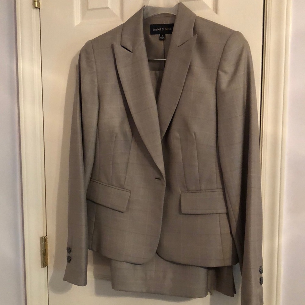 Isabel & Nina tailored business suit. Skirt splits on sides.